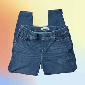 Levi's Pull on Jeans